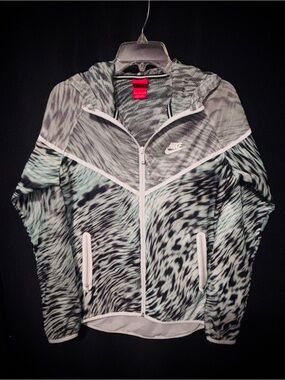 Nike Tech Hyperfuse Windrunner Jacket
